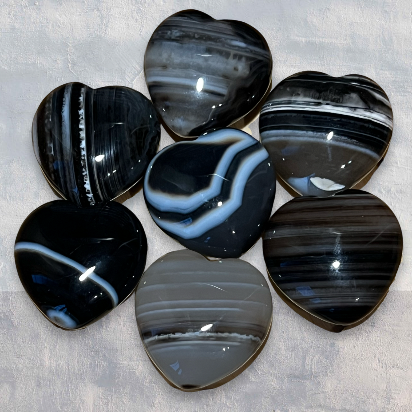 Black-lined agate hearts small